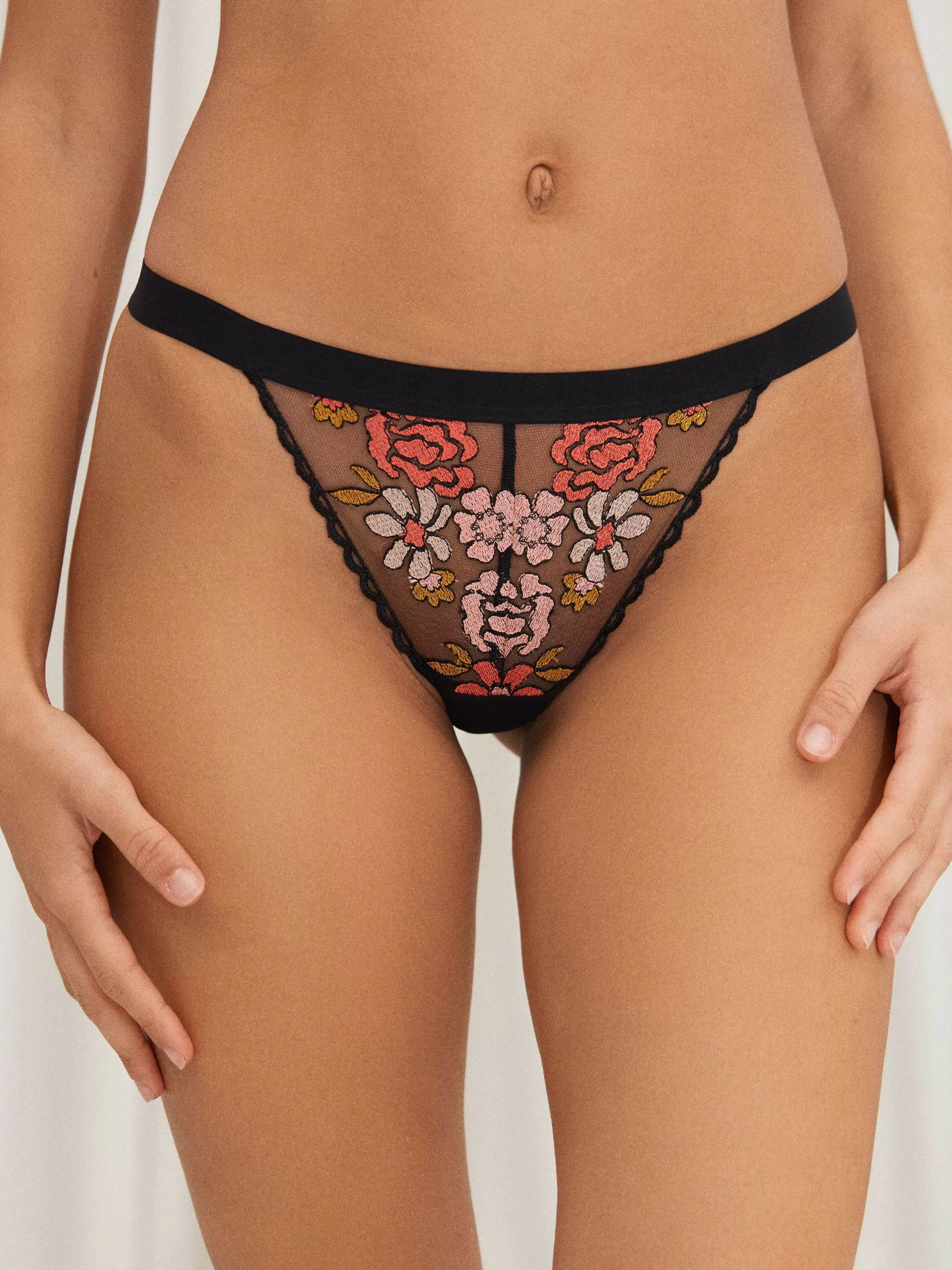 Darjeeling Donna - String< Strings